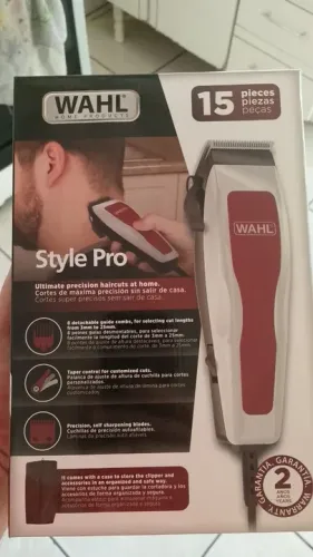 Máquina de cortar cabelo WAHL style pro