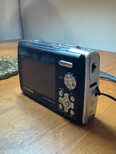 Olympus Stylus 850 SW