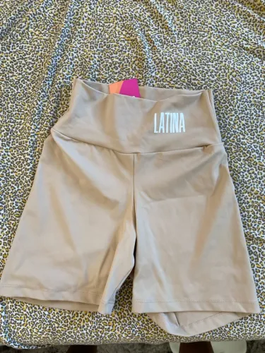 Shorts Fitness Latina