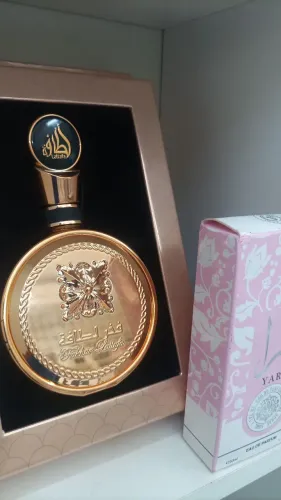 PERFUME ARABE FAKHAR GOLD 100 ML GANHE UM YARA ROSE 50 ML 