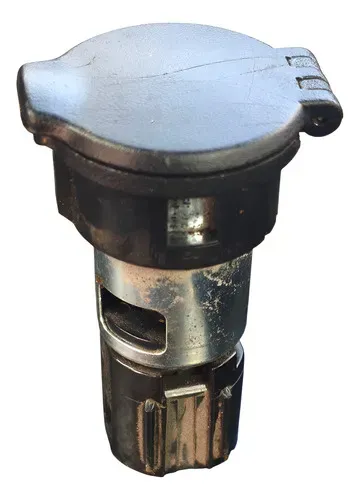 Tomada 12v Nissan Sentra 2008 2009 2010 2011 2012 47203 Preto