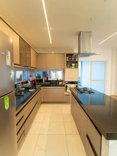 Casa plana no terras Alphaville Ceará 1, portaria fechada, climatizada e personalizada