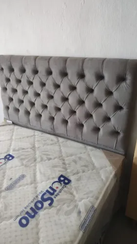 Cabeceira de Cama Estofada Cinza 1.40