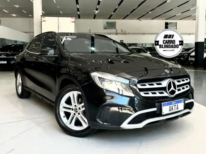 Mercedes-Benz GLA-200 GLA 200 Night 1.6. TB 16V Flex Aut. 2018