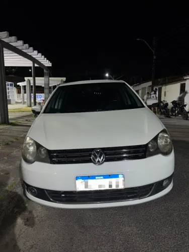 Volkswagen Polo Sed.comfort. 1.6 T.flex 4P 2013