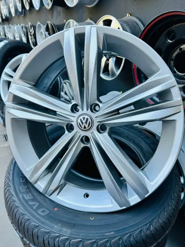 Rodas de liga leve Volkswagen Jetta Golf