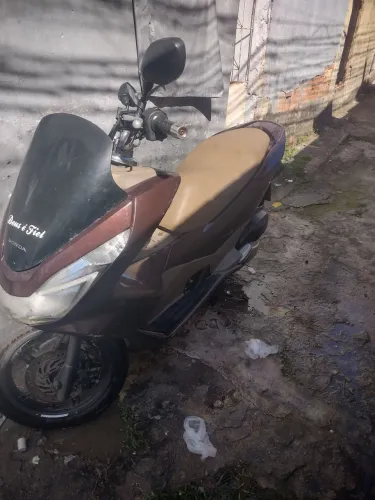 Vendo ou troco por outra moto