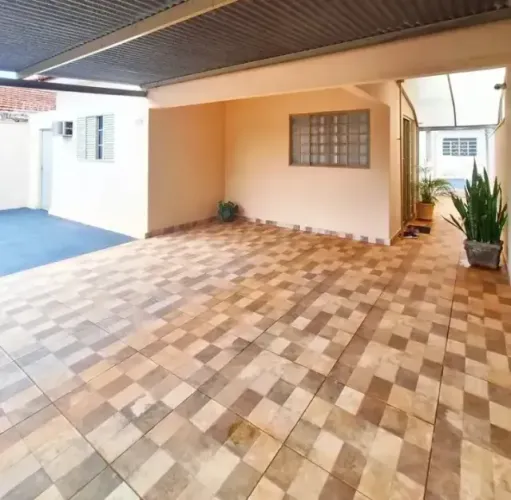 Casa a venda no Alecrim FAG20