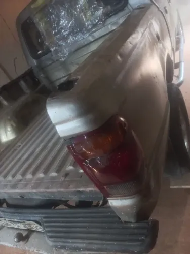 Vende-se uma caçamba ford ranger xls 