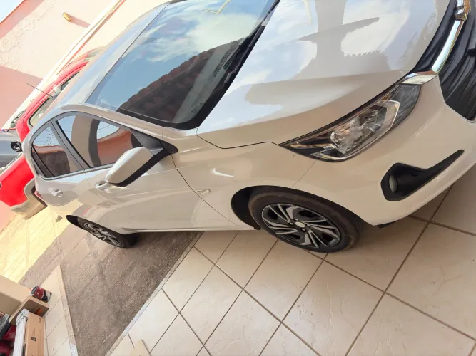 Chevrolet Onix Hatch LT 1.0 12V Flex Mec. 4P 2024