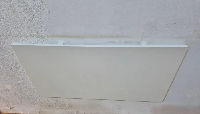 BANCADA COM SUPORTE RETRÁTIL 