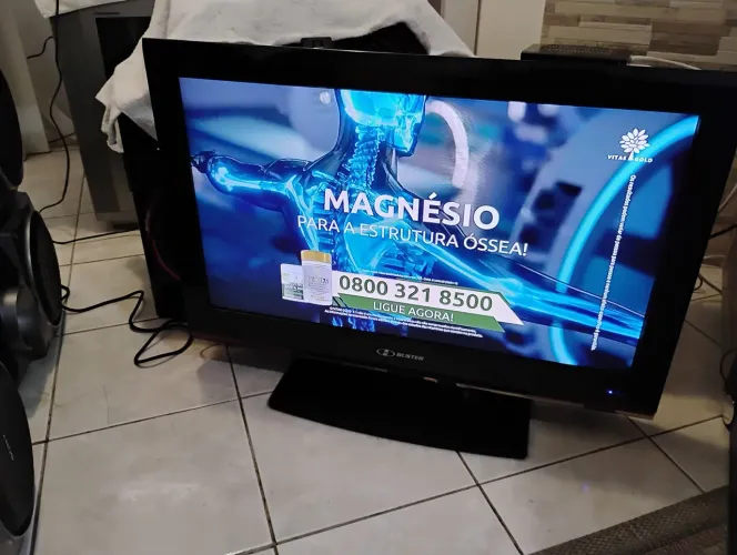 TV Buster LCD 32 polegadas 