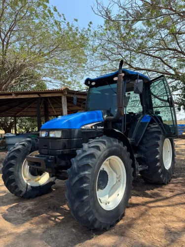 TRATOR NEW HOLLAND TS120 ANO 2005