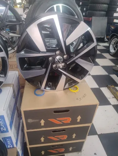Rodas amaroc 17 5x100