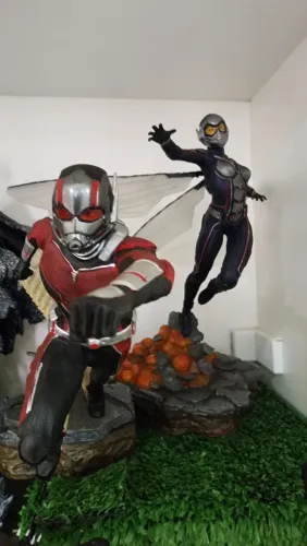 Iron studios endgame homem formiga e vespa