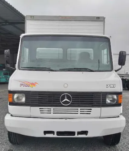 Mercedes-Benz 710 Bau. 2012