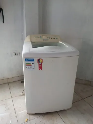 Vendo máquina de lavar roupa Eletrolux 12kg voltagem 110 entrego instalada com garantia 