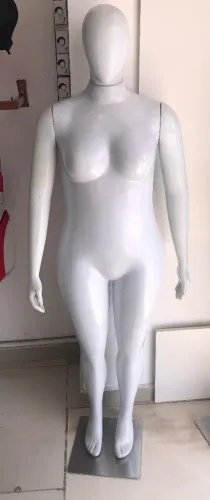 Manequim Feminino Branco de plástico cara de ovo 