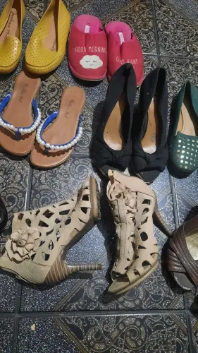 Sapatos variados - Diversas cores e estilos