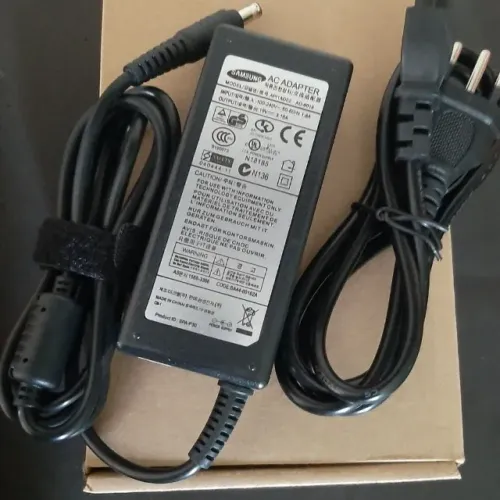 Fonte Carregador do Notebook Samsung 19v 3.16A