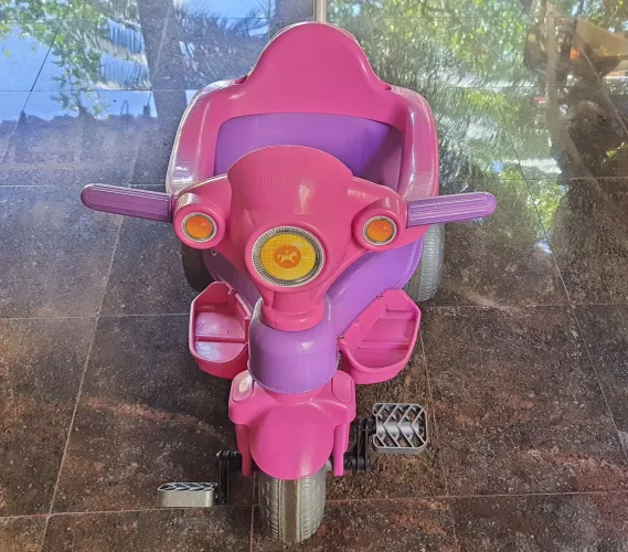 Triciclo velotrol motoca Velocitá Calesita