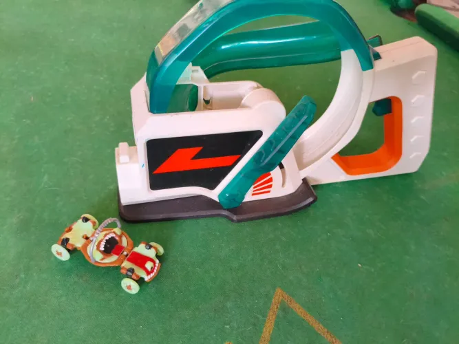 Hot Wheels - Ballistiks Rapid Fire Blaster