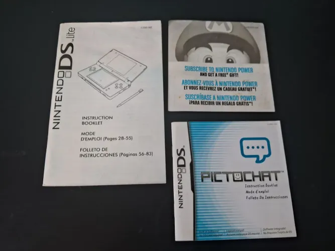 Manuais Nintendo DS Lite e PictoChat para valorizar sua coleção