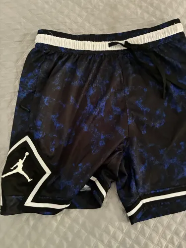 Bermuda Jordan Azul escuro