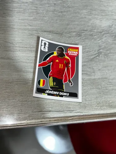 Figurinha Extra Jeremy Doku Prata Copa 2026 Panini