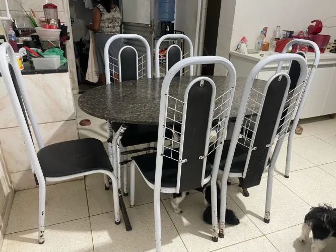 Mesa de mármore 6 cadeira
