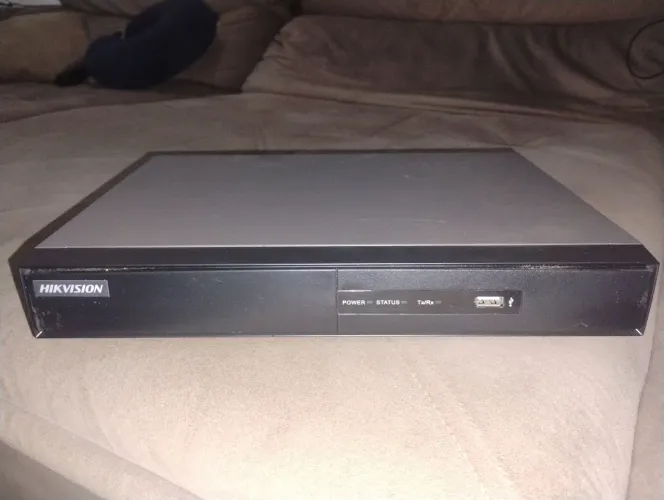 Câmera de segurança e DVR 