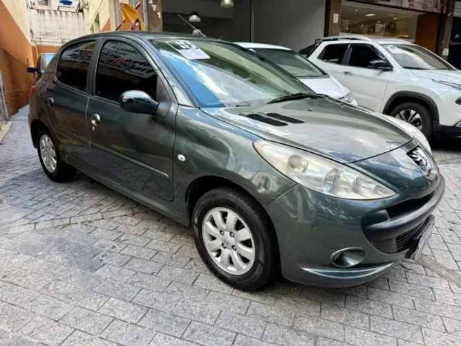 Peugeot 207 XR Sport 1.4 Flex 8V 5P 2010