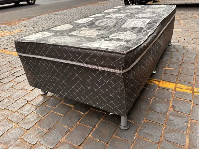 Cama conjulgada solteiro (defeito)
