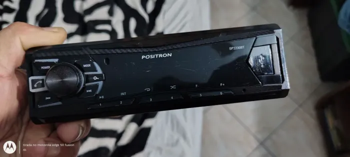 Vendo rádio Pósitron