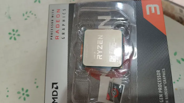 Processador AMD RYZEN 3 3200G/ 3 4100  250 é o preço de cada um
