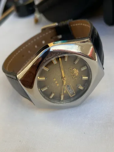 Orient 3 Estrelas Automático ( conhecido como "Peixinho" década de 1970