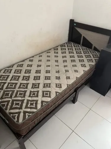 Cama com colchão Ortobom ortopédico 