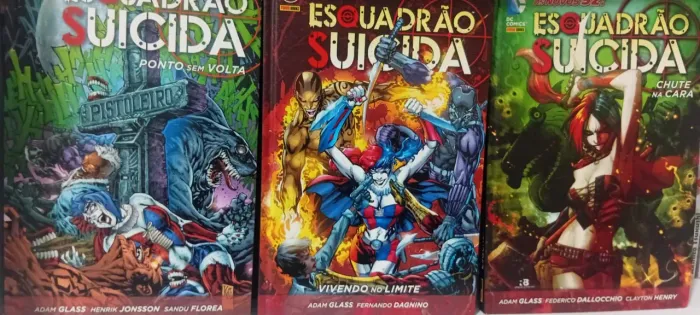 Coleção HQ Esquadrão Suicida