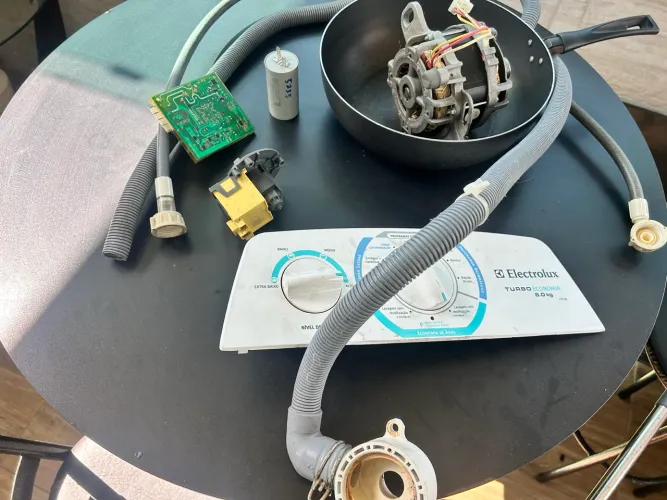 Peças Maquina de lavar Electrolux LT06