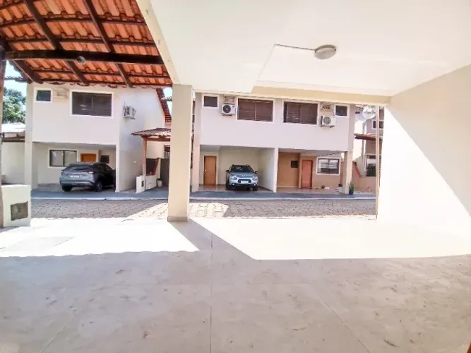 SOBRADO CONDOMÍNIO FECHADO / PRÓX AO SHOP FLAMBOYANT