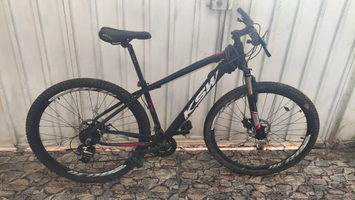 Bicicleta Aro 29 KSW, freio à disco, k7, 24v.