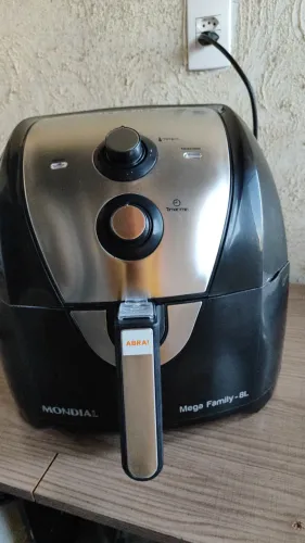Fritadeira Elétrica Air Fryer Mondial Mega Family 8 Litros - Seminova