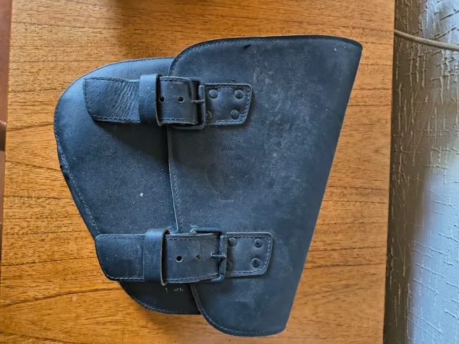 Bolsa lateral da Harley couro bovino