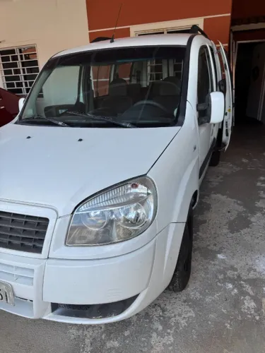 Fiat Doblo Essence 1.8 Flex 16V 5P 2017
