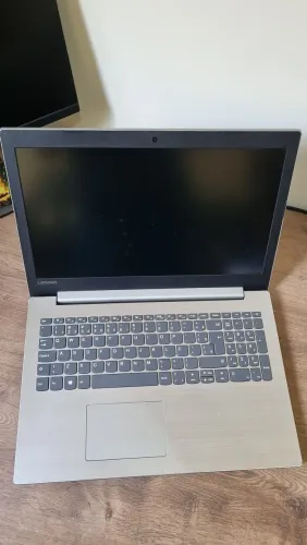 Notebook Lenovo Tela Full HD 15.6" | Core i3, 8GB RAM, SSD 256GB