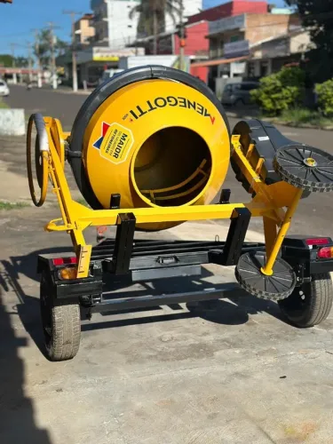 Reboque / carretinha para betoneira