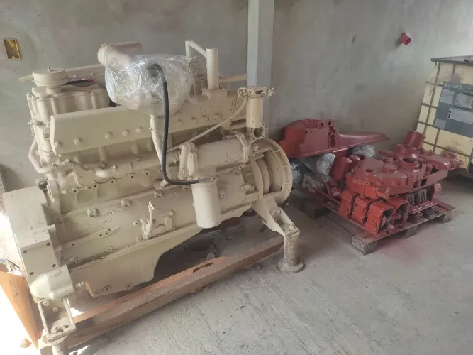 Motor Cummins maritimo 