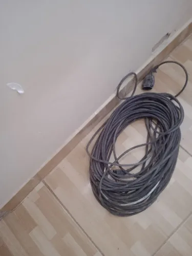 Vende-se extensão de 33metros por $280reais pagamento á vista no dinheiro ou pix
