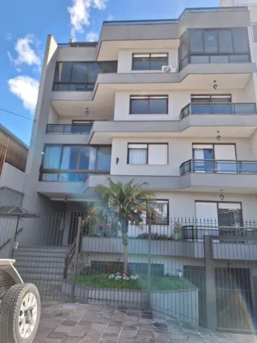 Apartamento 2 Quartos | Pio X | Sacada | Garagem | Condomínio e Água Inclusos - R$ 1.970