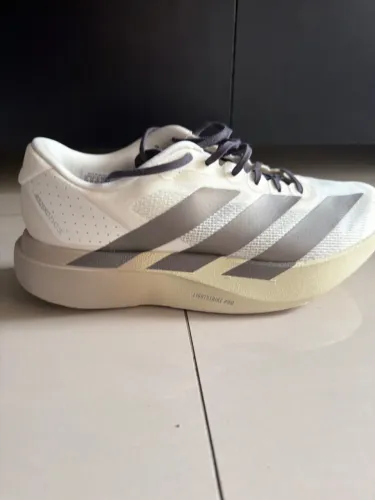 Tênis Adidas ADIZERO EVO SL